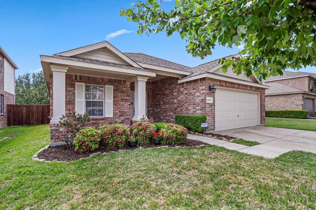 10101 Sourwood Dr property