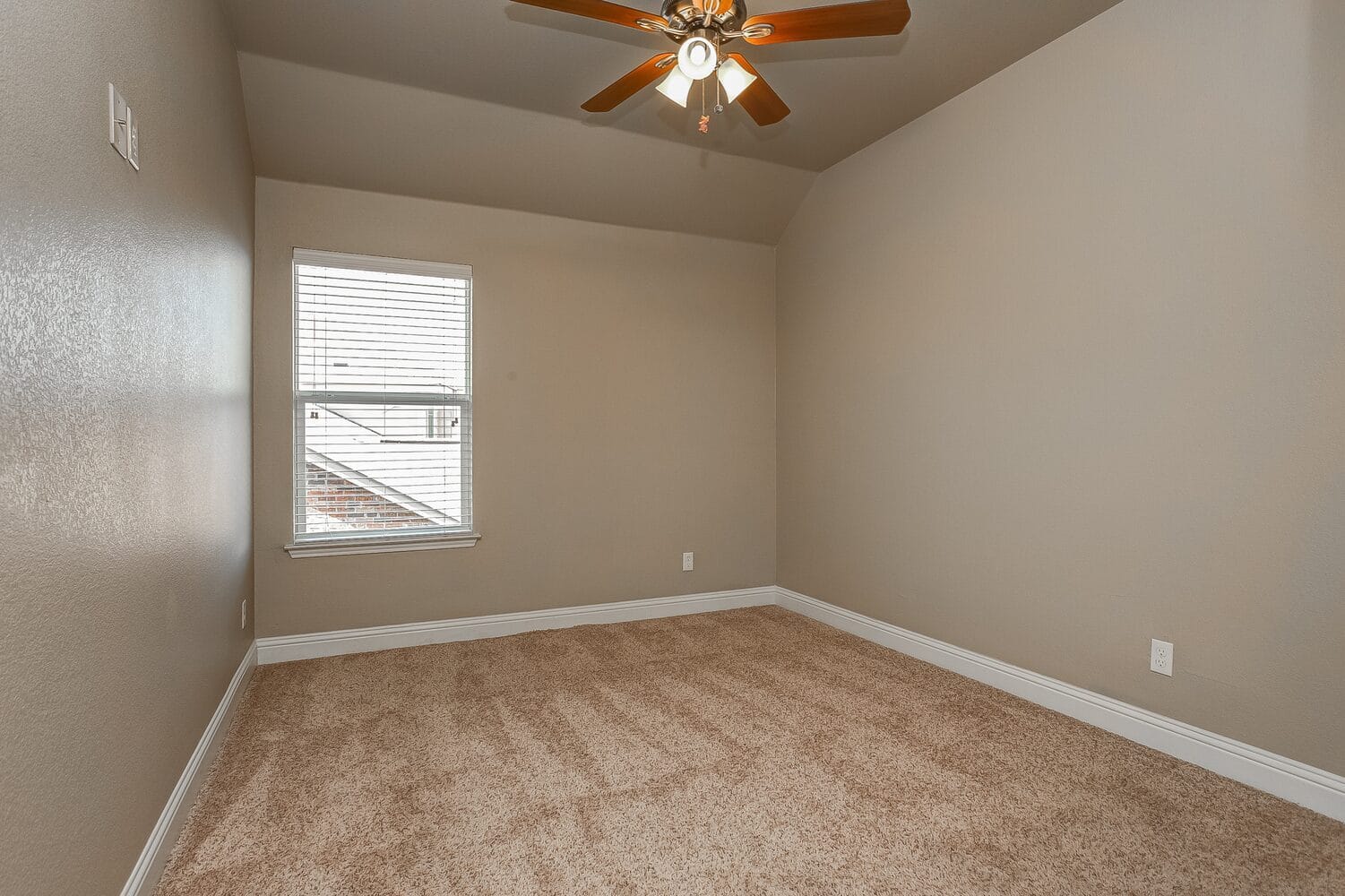 1008 Junegrass Ln, Crowley, TX 76036 22 1008 Junegrass Lane property photo 21