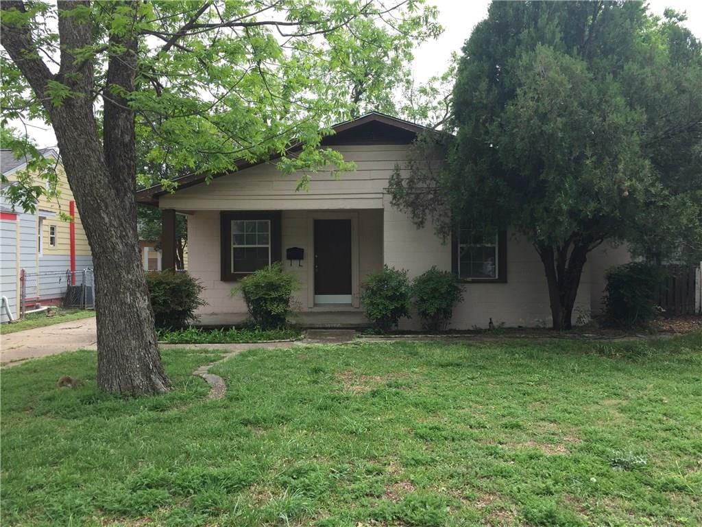 4309 Diaz Avenue, Fort Worth, Texas 76107 property photo 2