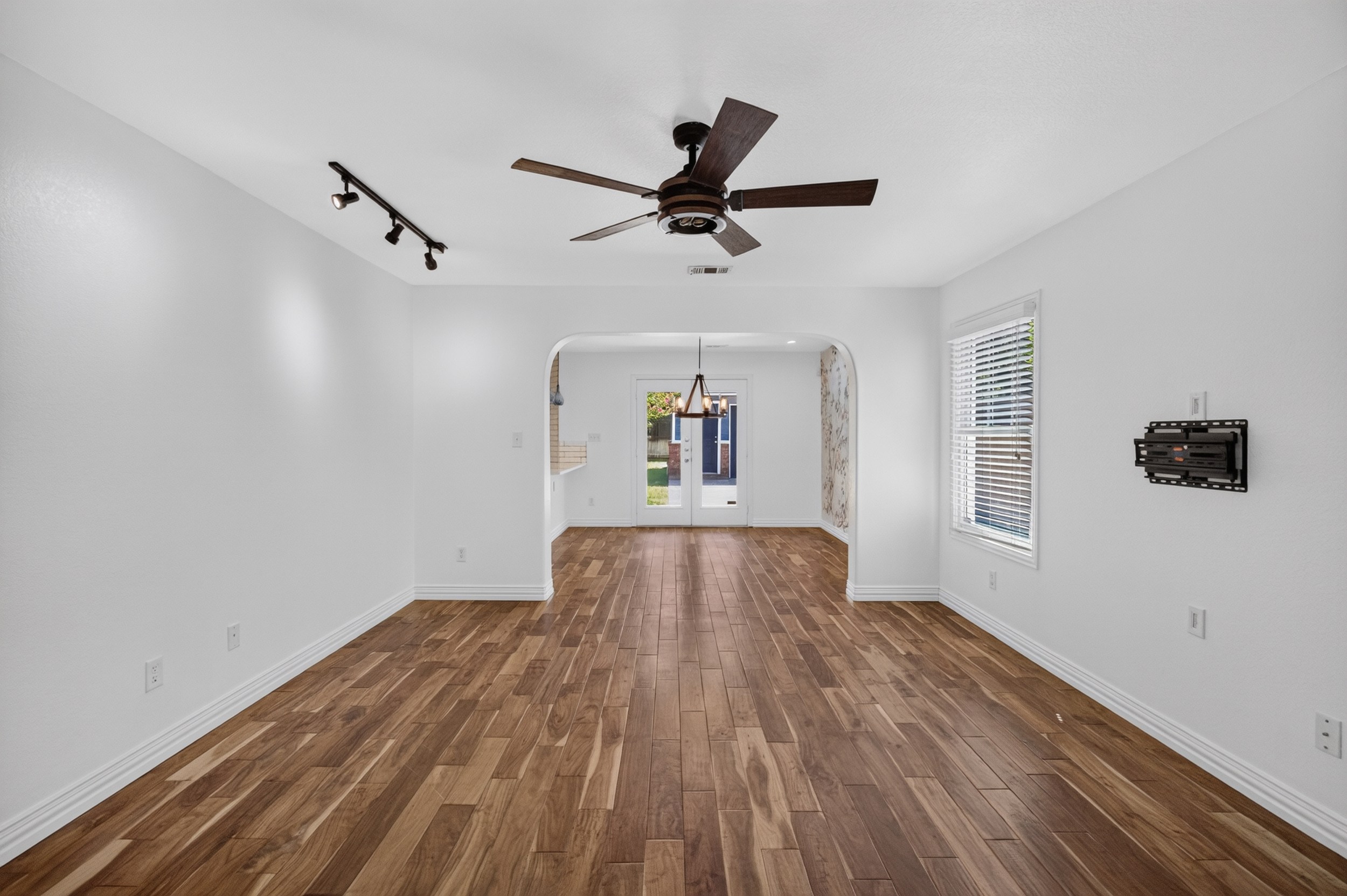 2205 College Avenue, Fort Worth, TX 76110 12 2205 College Avenue Fort Worth property photo 10