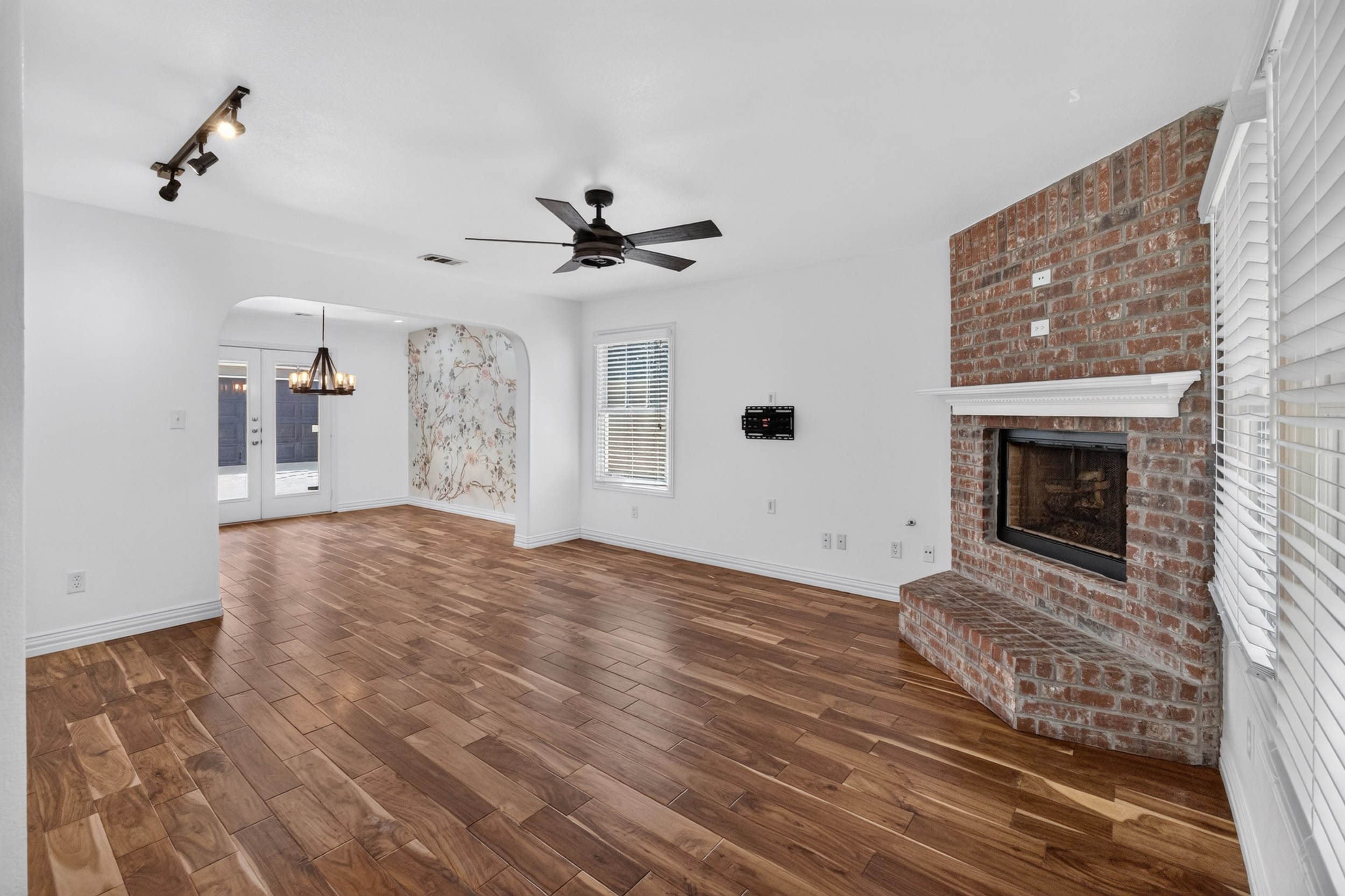 2205 College Avenue, Fort Worth, TX 76110 13 2205 College Avenue Fort Worth property photo 11