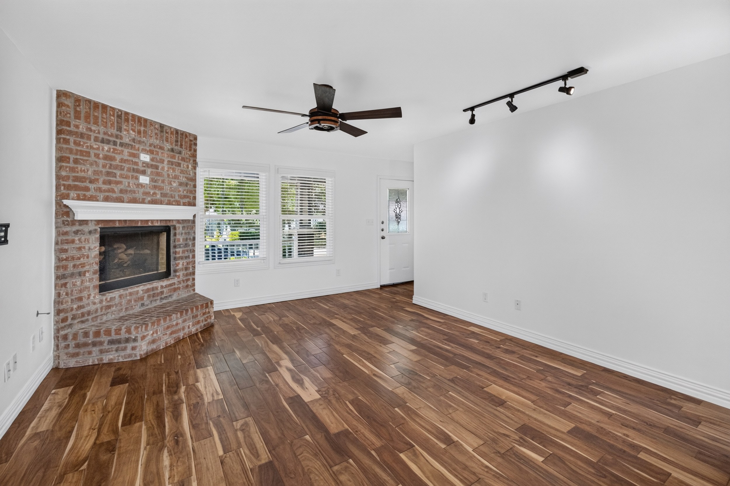 2205 College Avenue, Fort Worth, TX 76110 11 2205 College Avenue Fort Worth property photo 9