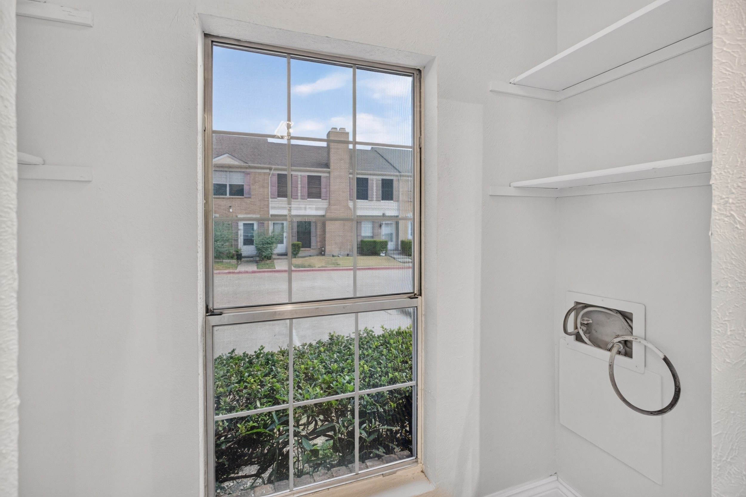 621 Carriagehouse Lane Unit 8F, Garland, Texas 75040 24 Carriagehouse sample photo 23