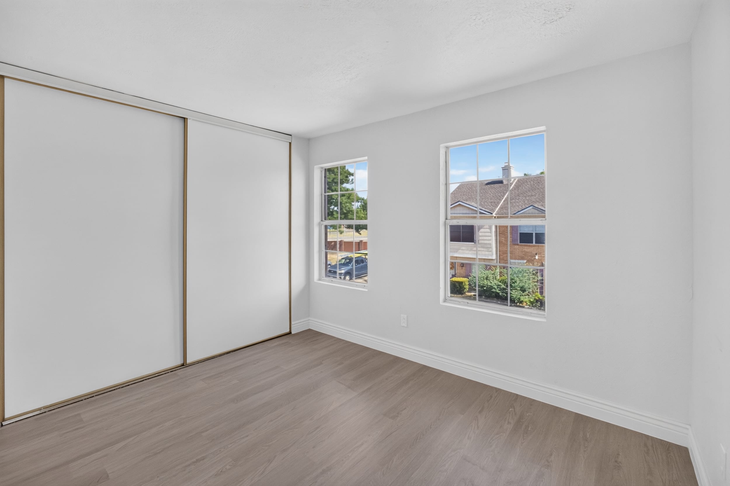 621 Carriagehouse Lane Unit 8F, Garland, Texas 75040 36 Carriagehouse sample photo 35