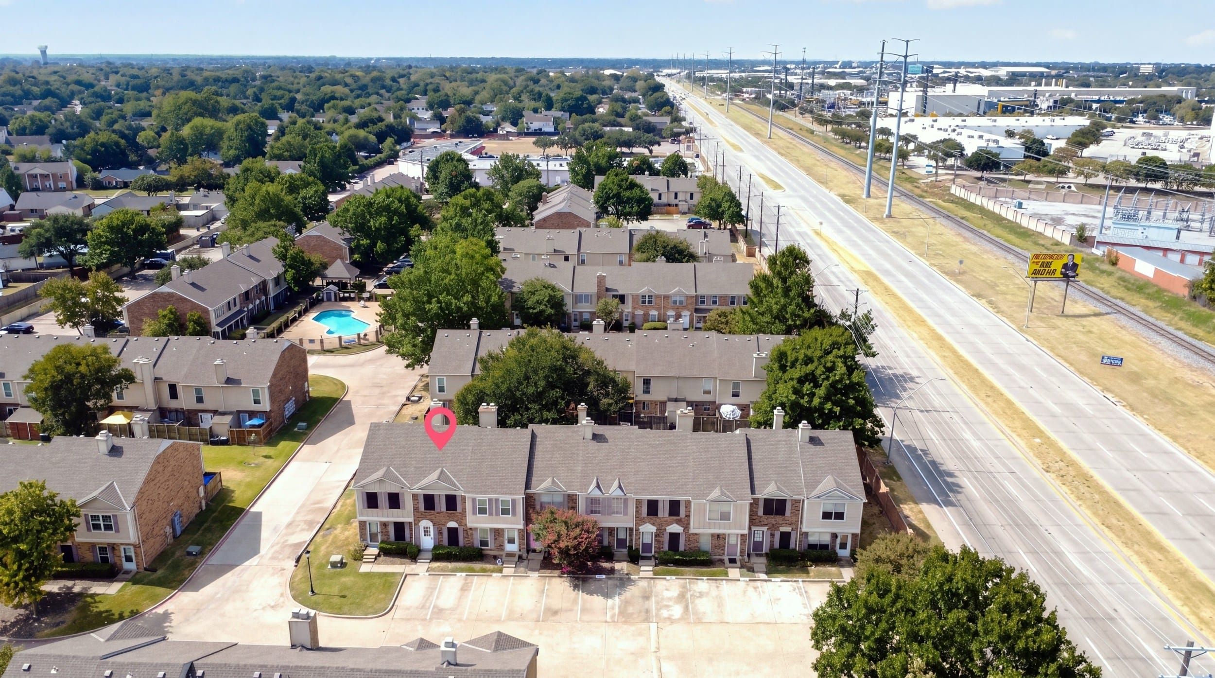621 Carriagehouse Lane Unit 8F, Garland, Texas 75040 4 Carriagehouse sample photo 3