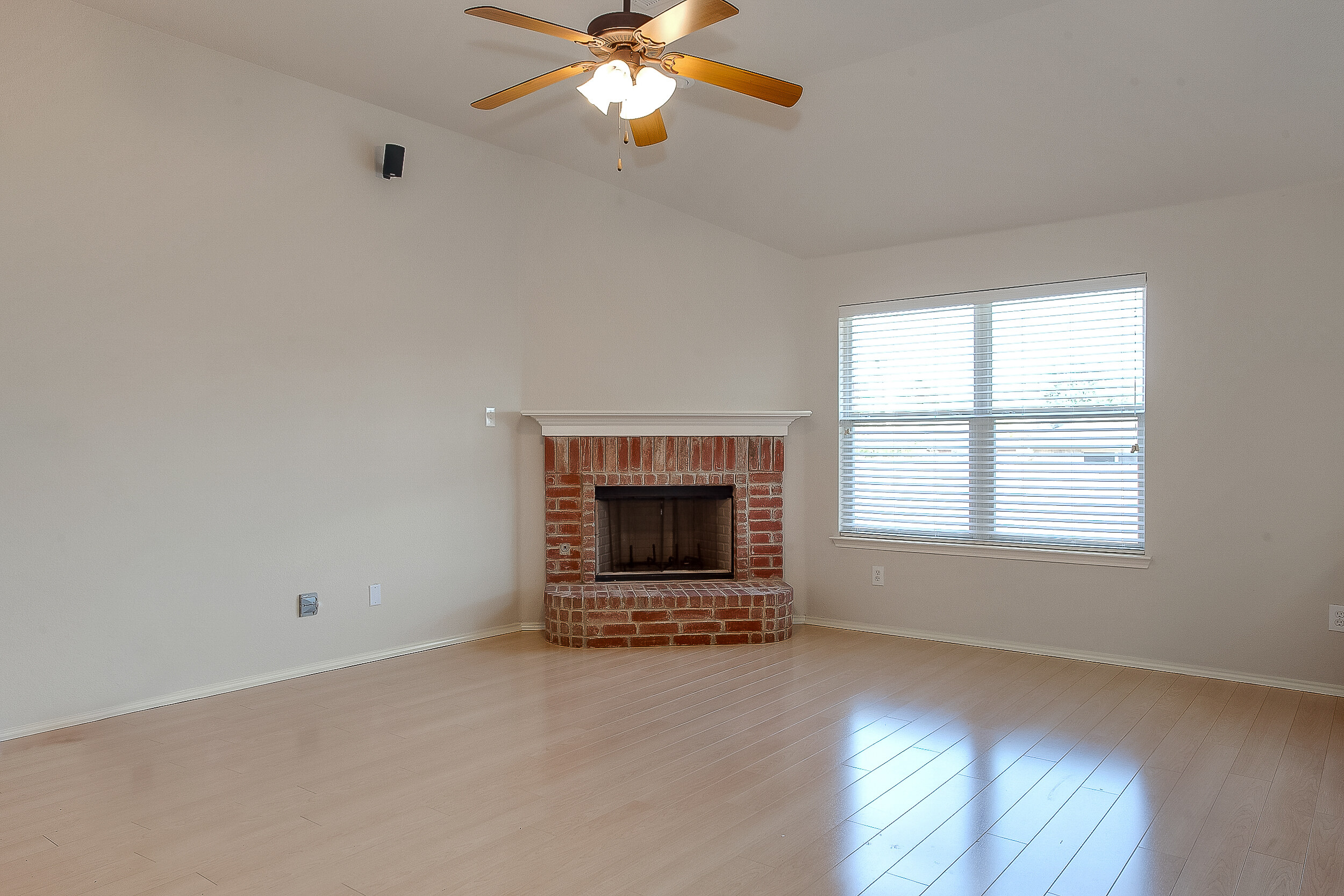 1133 Nighthawk Road, Fort Worth, TX 76108 - Seller 32 1133 Nighthawk Road property photo 31 of 35
