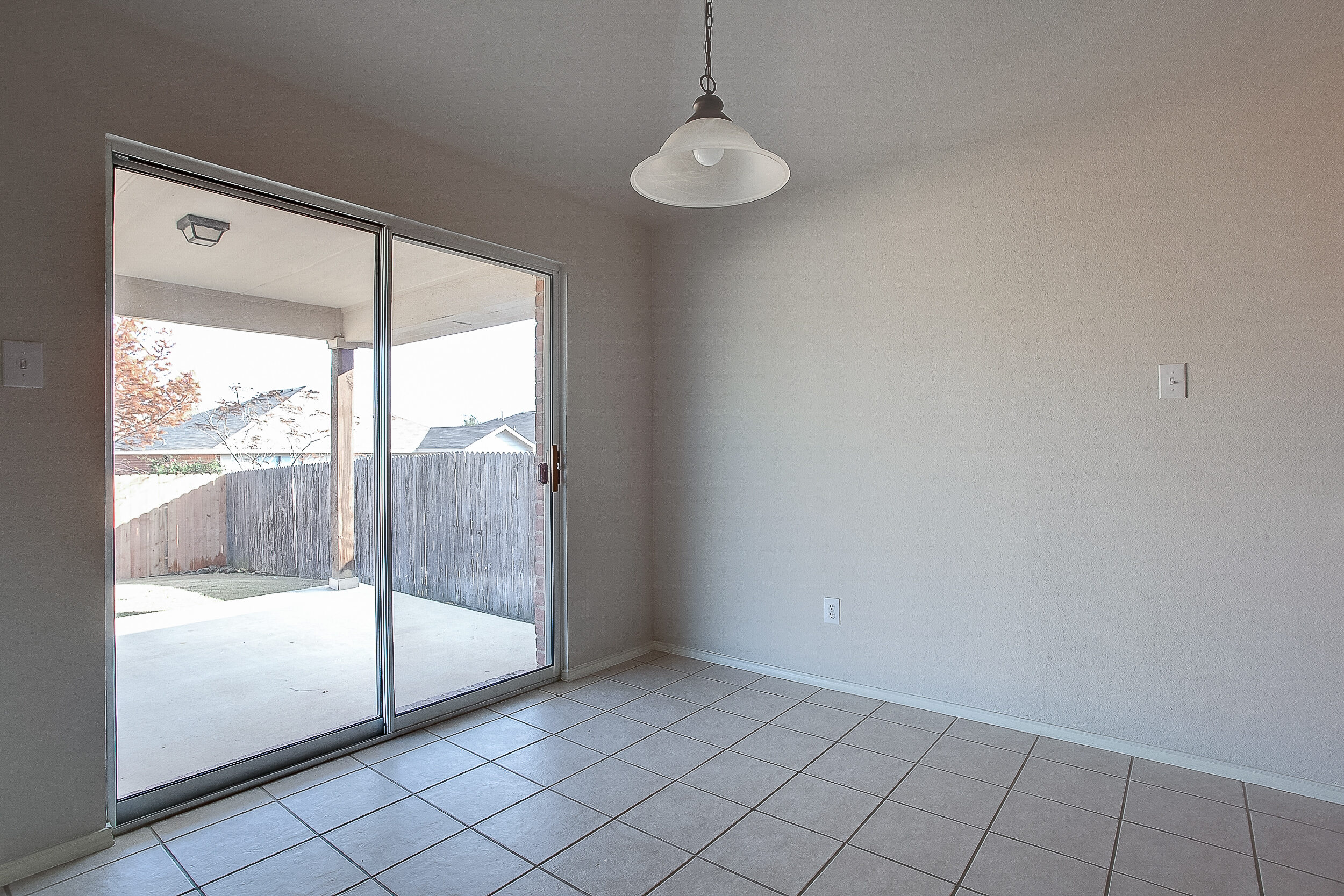1133 Nighthawk Road, Fort Worth, TX 76108 - Seller 11 1133 Nighthawk Road property photo 10 of 35