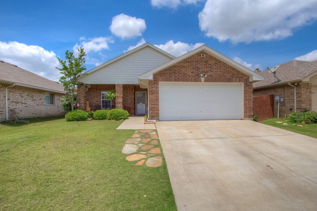 1241 Camden Yard Dr property