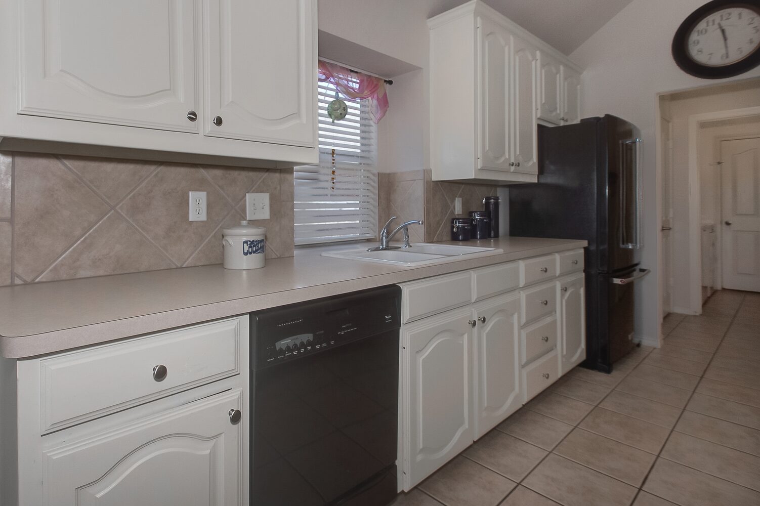 12729 Excelsior Lane, Fort Worth, Texas 76244 - Seller 12 Property photo 11 of 12729 Excelsior Lane in Fort Worth, Texas