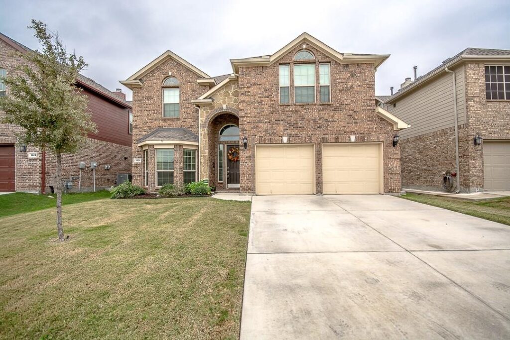 1420 Creosote Drive property