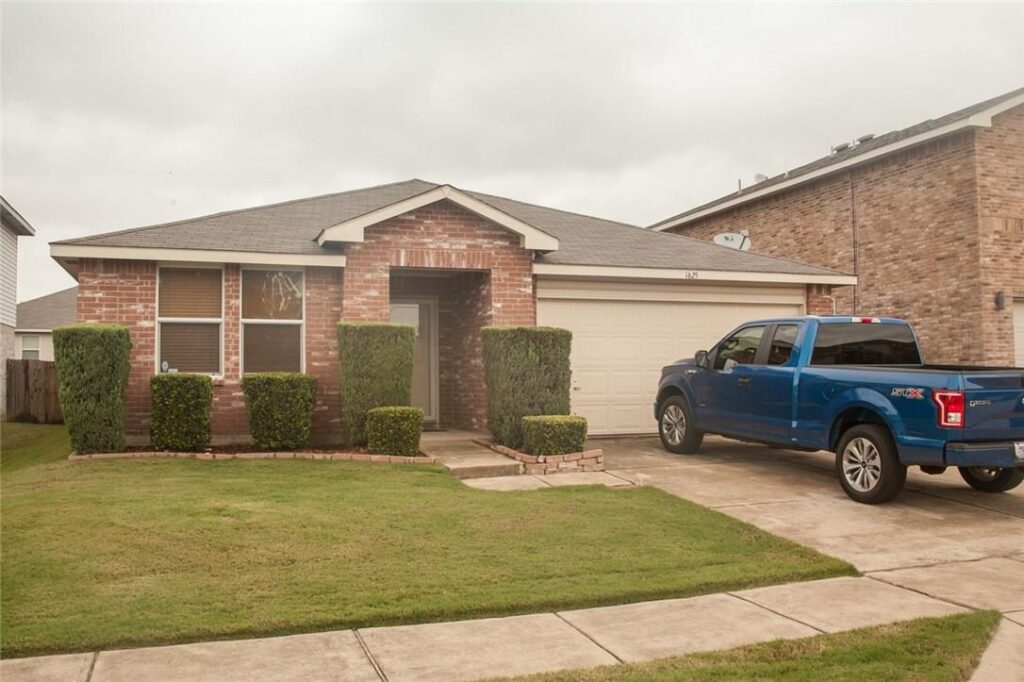 1625 Baxter Springs Dr property