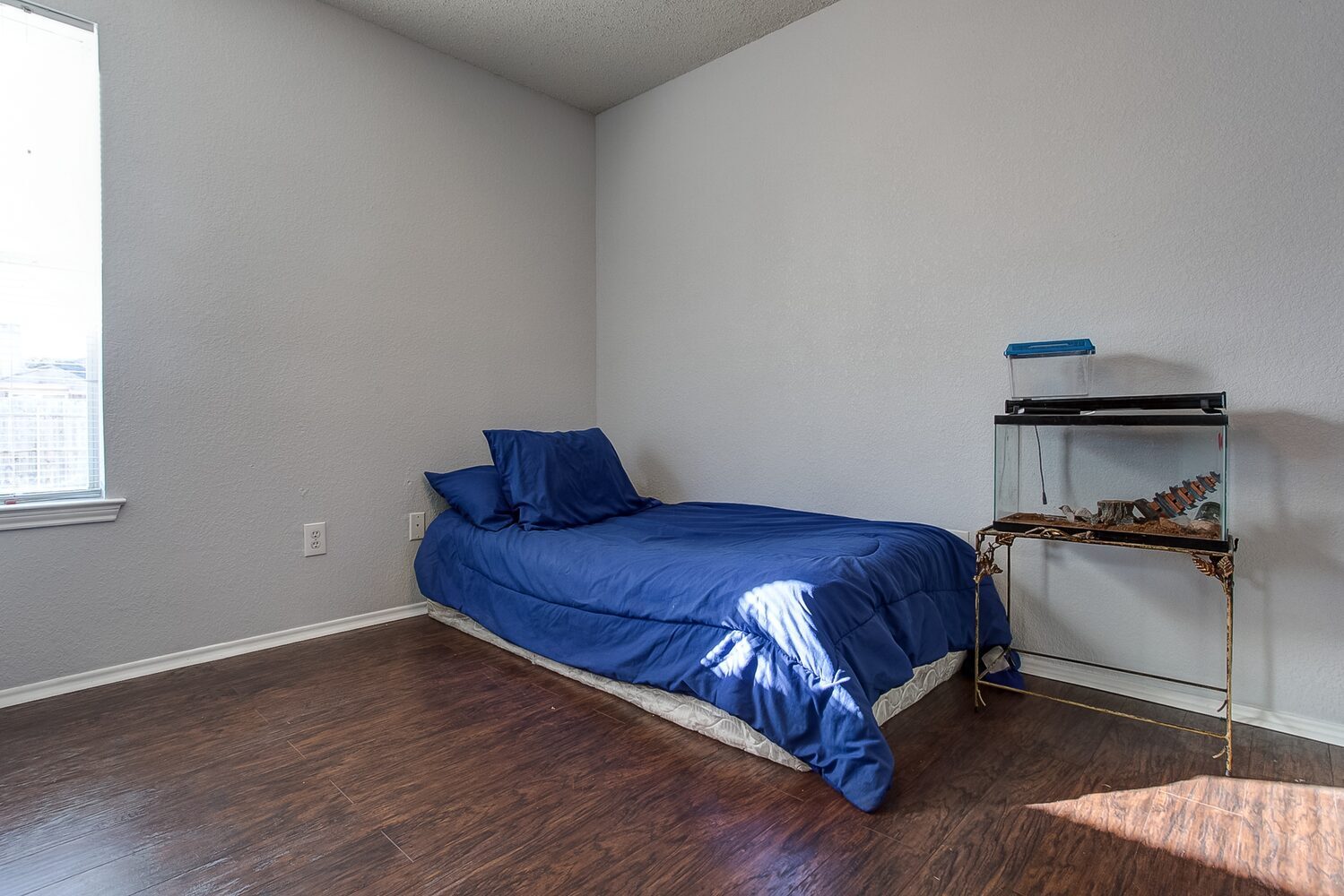 1717 Spicewood Trail, Fort Worth, TX 76134 - Seller 8 1717 Spicewood Trail, Fort Worth, Texas — photo 7 of 36