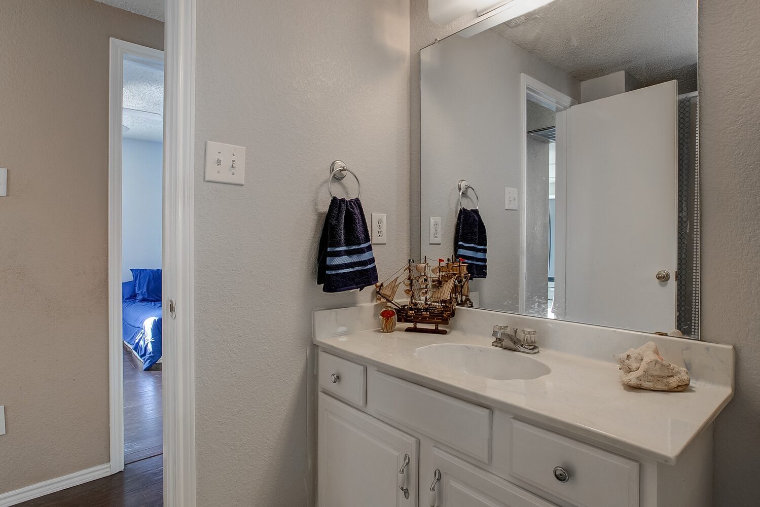 1717 Spicewood Trail, Fort Worth, TX 76134 - Seller 9 1717 Spicewood Trail, Fort Worth, Texas — photo 8 of 36