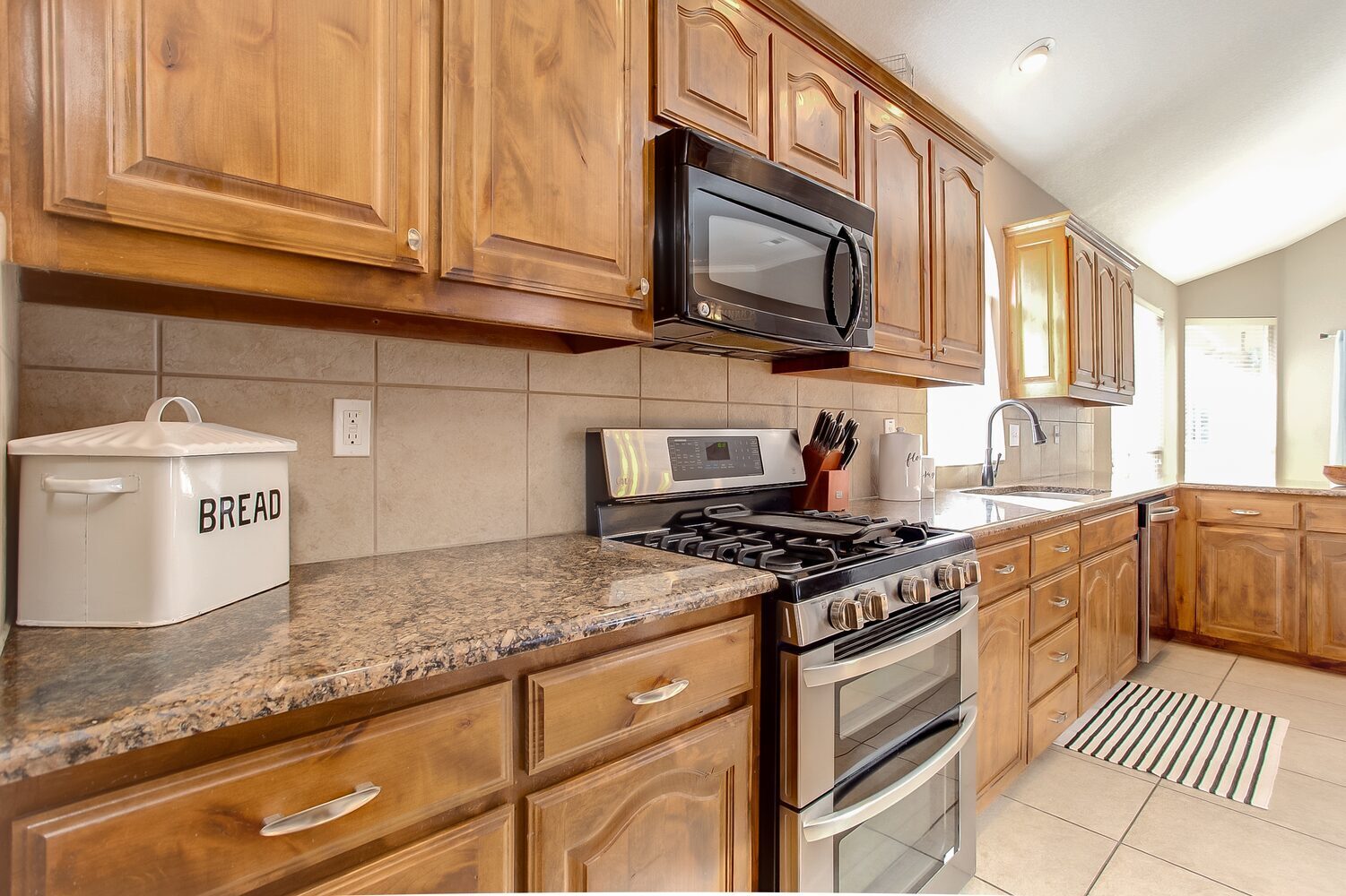 2424 Priscella Dr, Fort Worth, TX 76131 - Seller 9 2424 Priscella Drive property photo 8