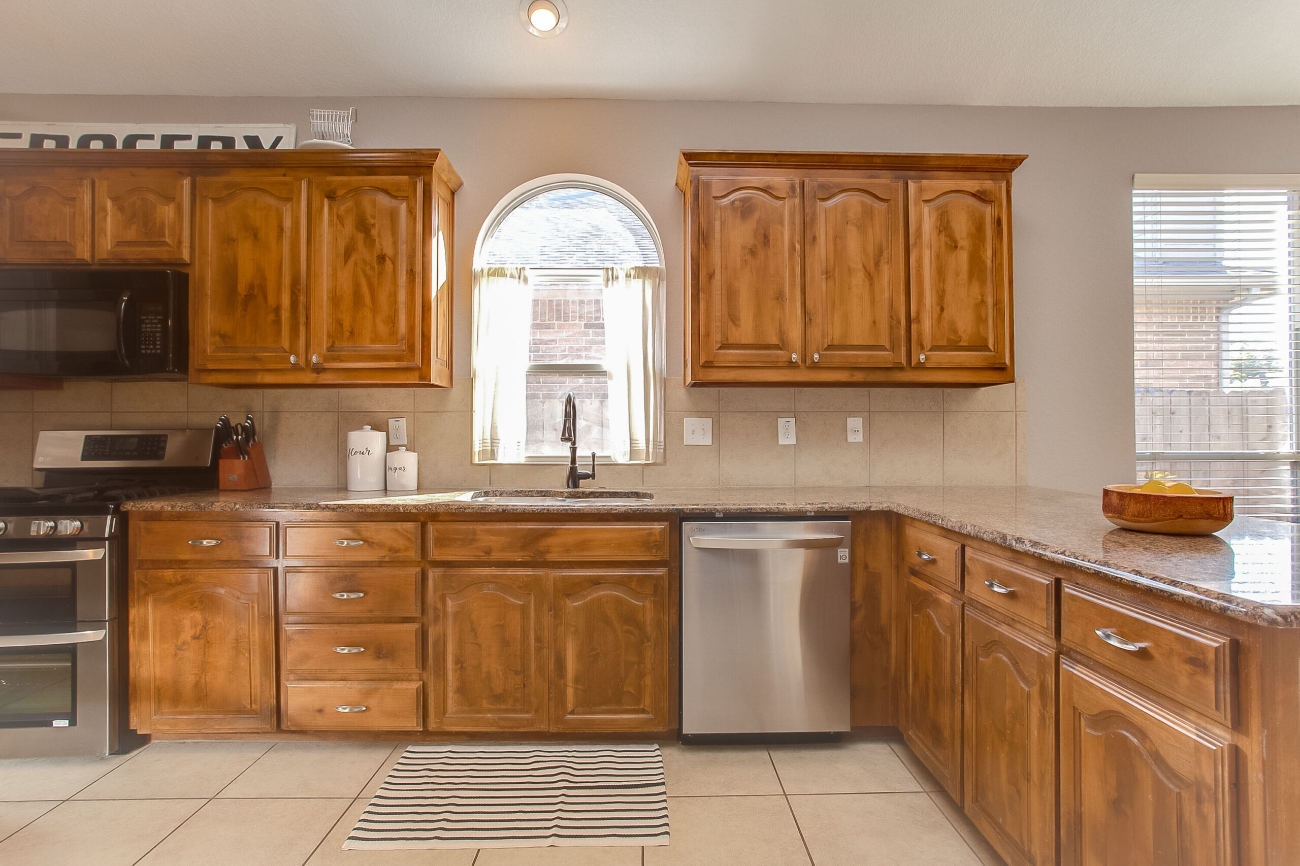 2424 Priscella Dr, Fort Worth, TX 76131 - Seller 32 2424 Priscella Drive property photo 31
