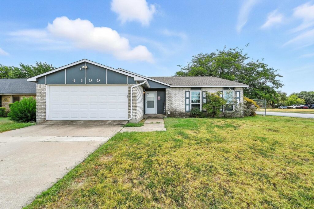4100 Silverberry Avenue property