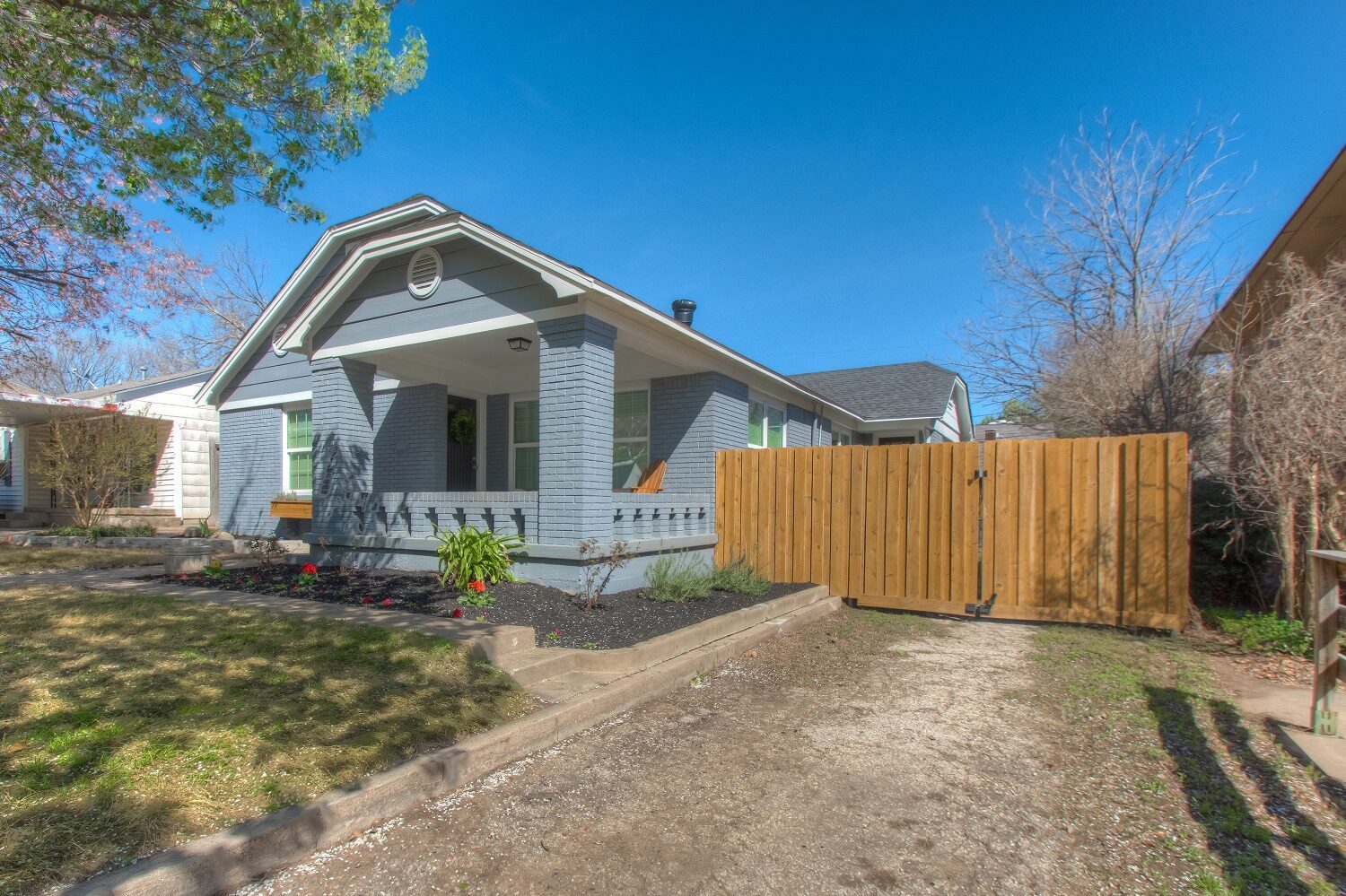 4608 Lafayette Avenue, Fort Worth, TX 76107 - Seller 40 Driveway and front porch at 4608 Lafayette Avenue