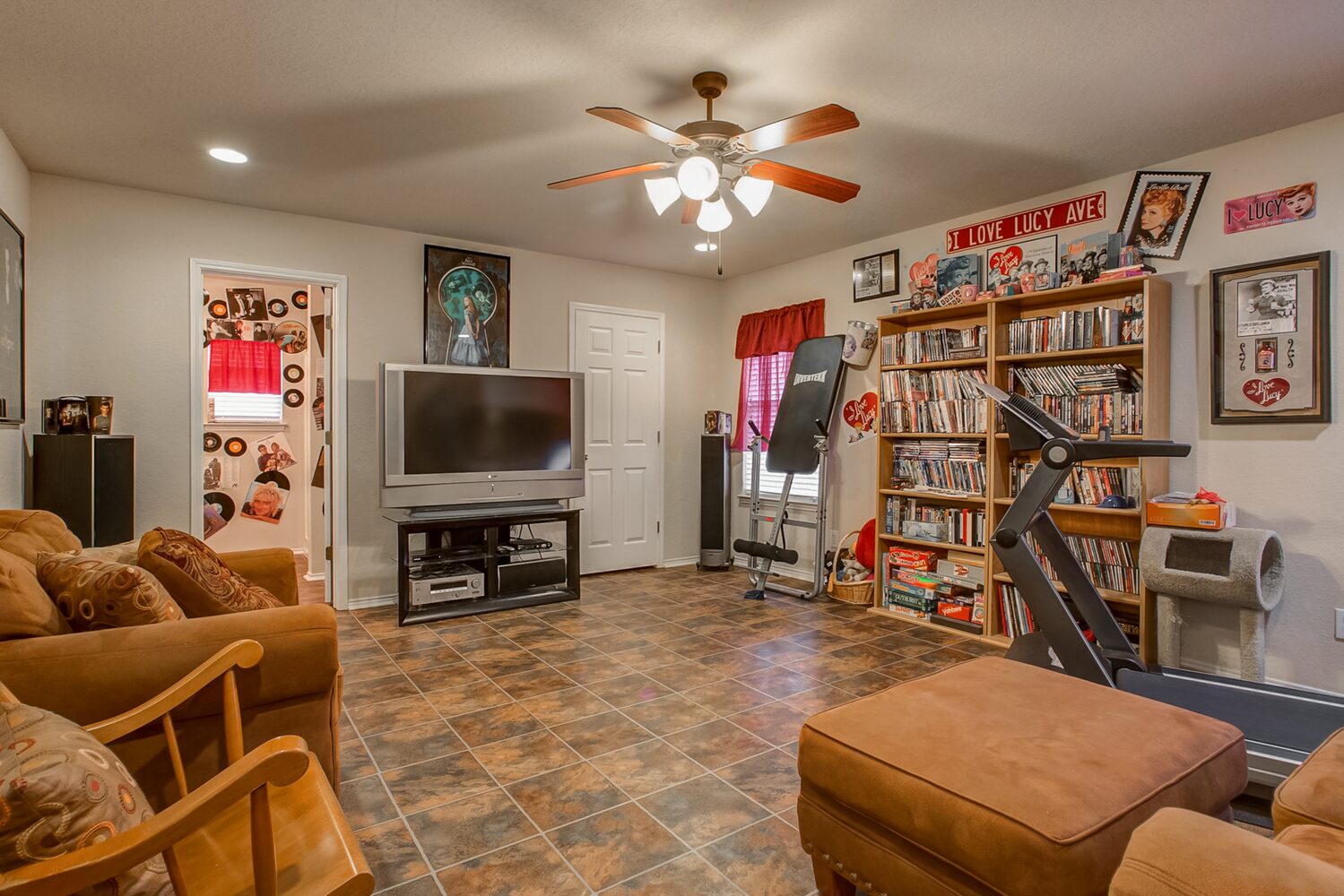 700 Snapper Drive, Burleson, TX 76028 - Seller 21 700 Snapper Drive, Burleson, Texas, photo 19